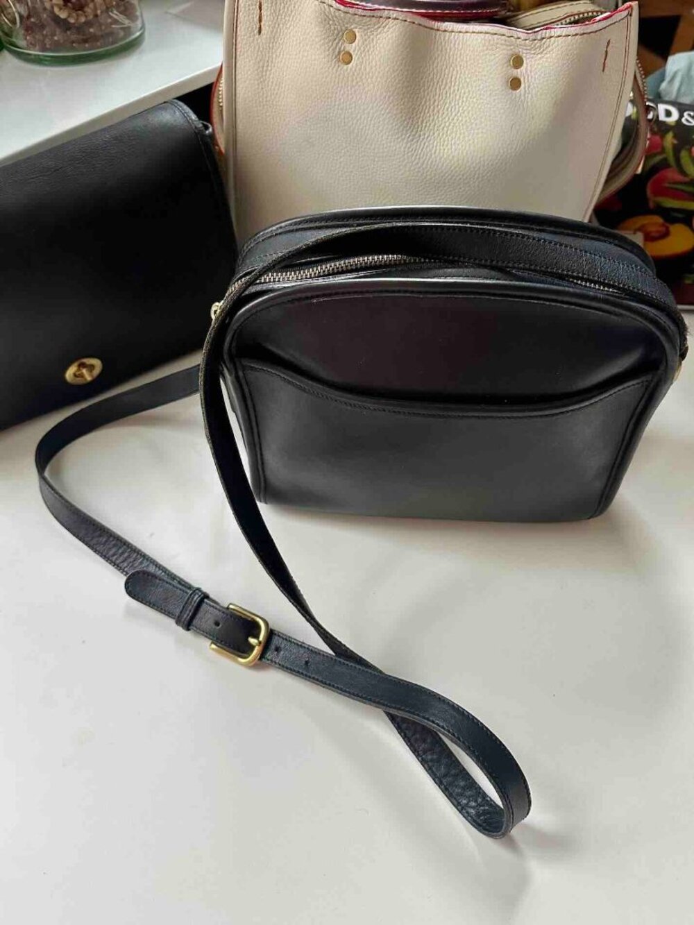 Vintage COACH Metropolis #9087 Hungary Shoulder Bag CrossbodyLongStrap LikeNew